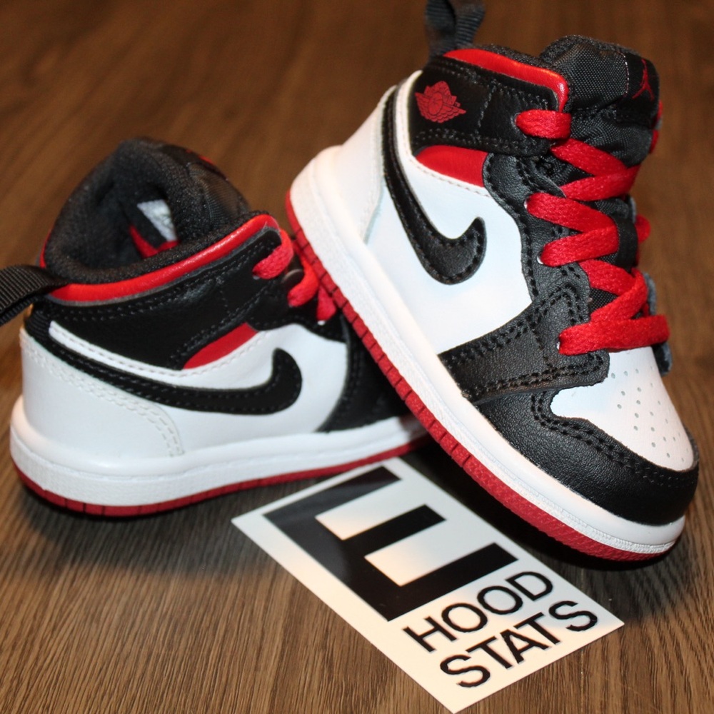 ❌S⭕️LD❌Air Jordan 1 Retro Gym Red Mid Infant Size 4c Sneakers